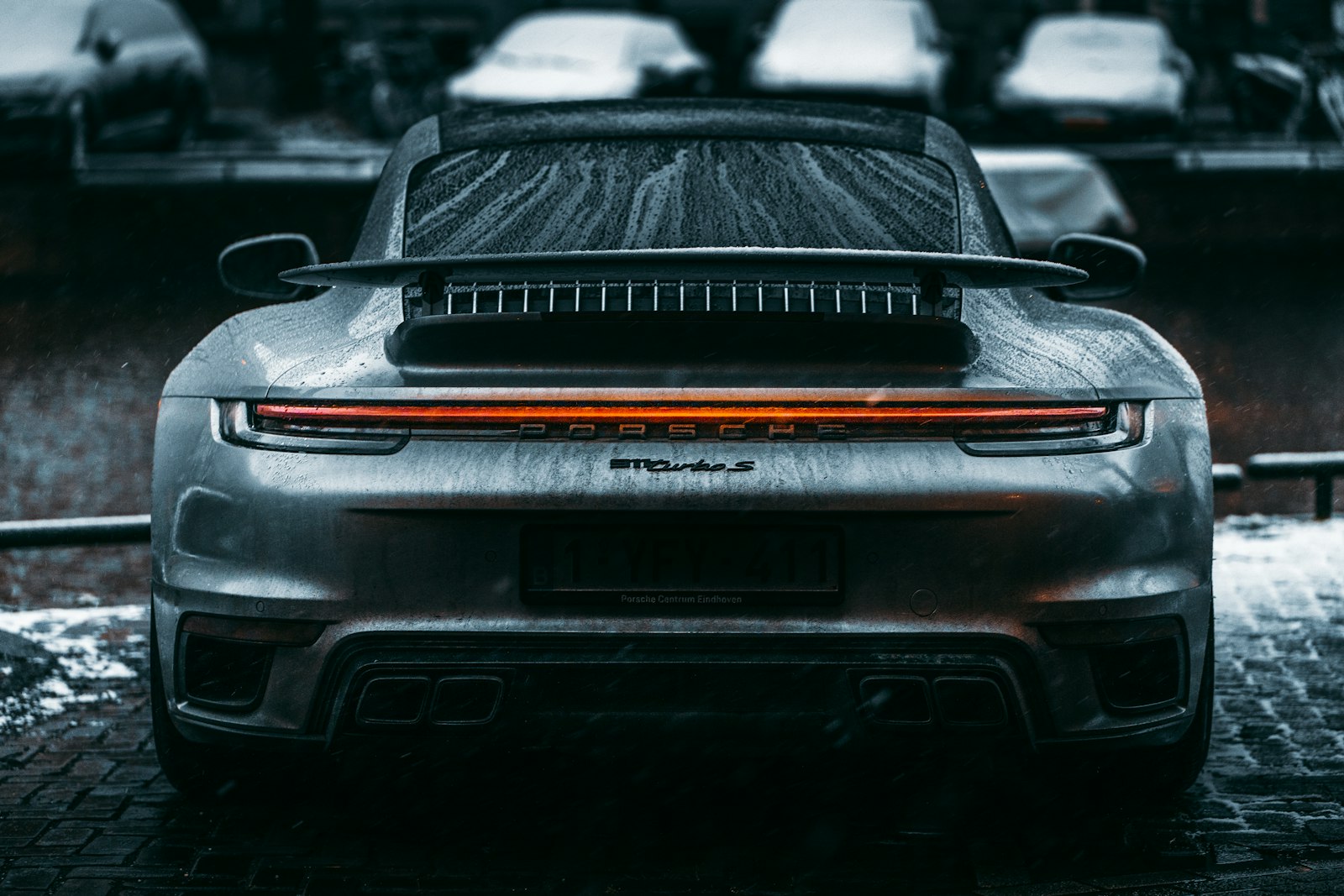 Porsche 911 visto desde atrás